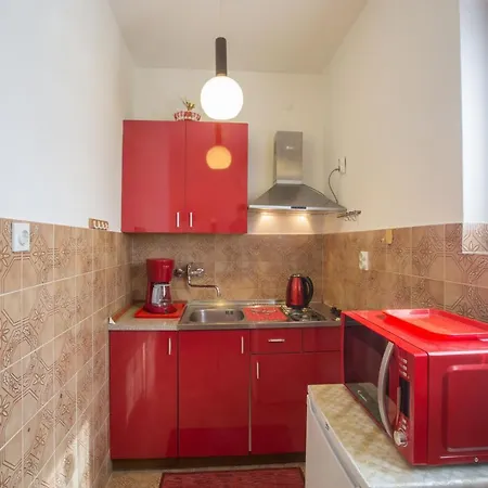 With Parking Space - 7033 Lägenhet Poreč