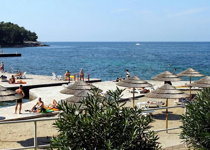 Апартаменти With Parking Space - 7033 *